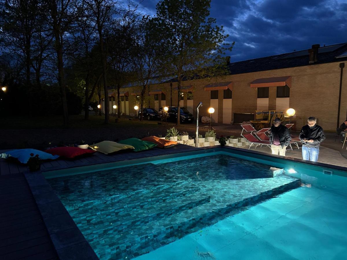 Hotel Tre Ville Parma Eksteriør billede
