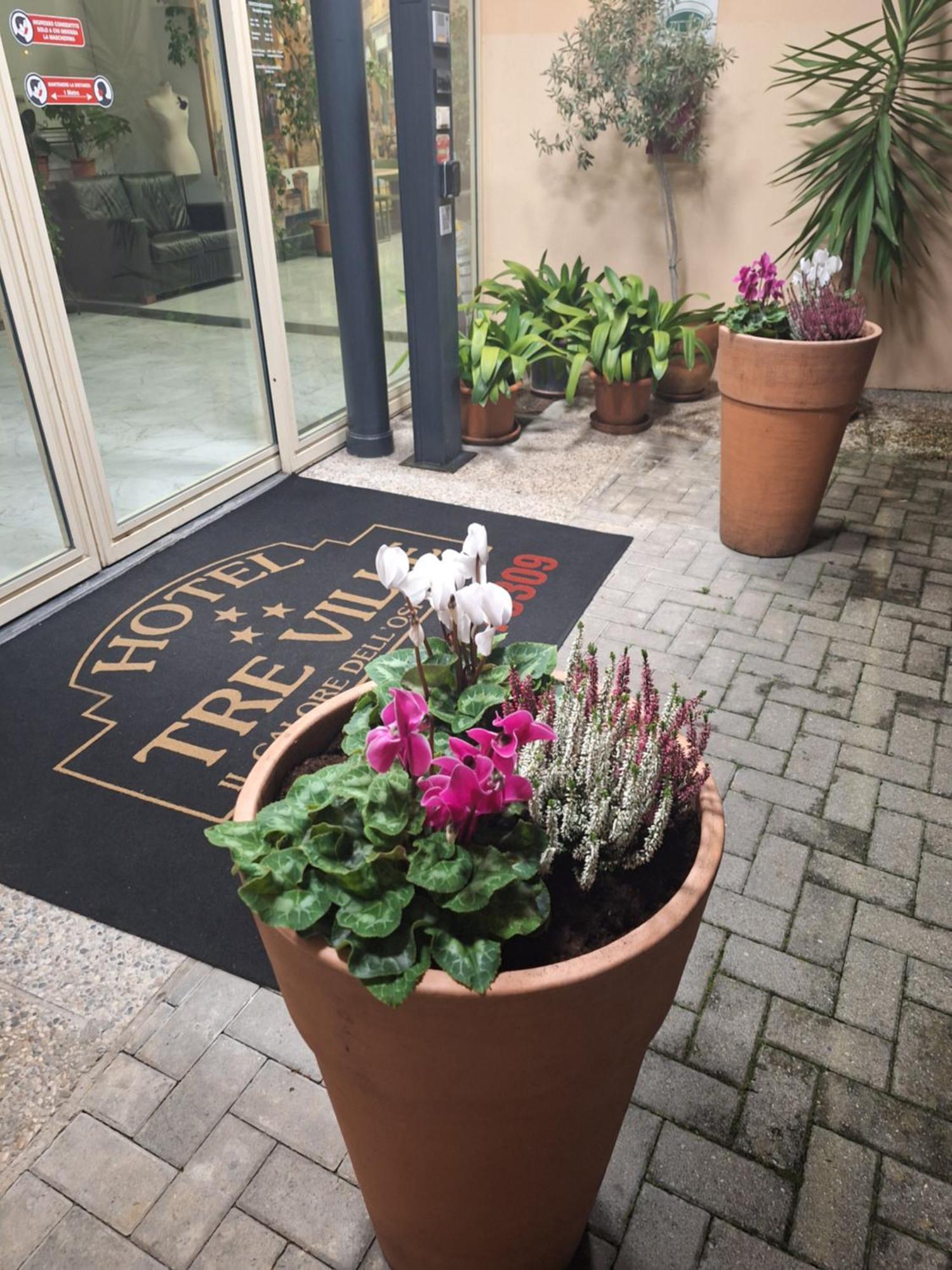 Hotel Tre Ville Parma Eksteriør billede
