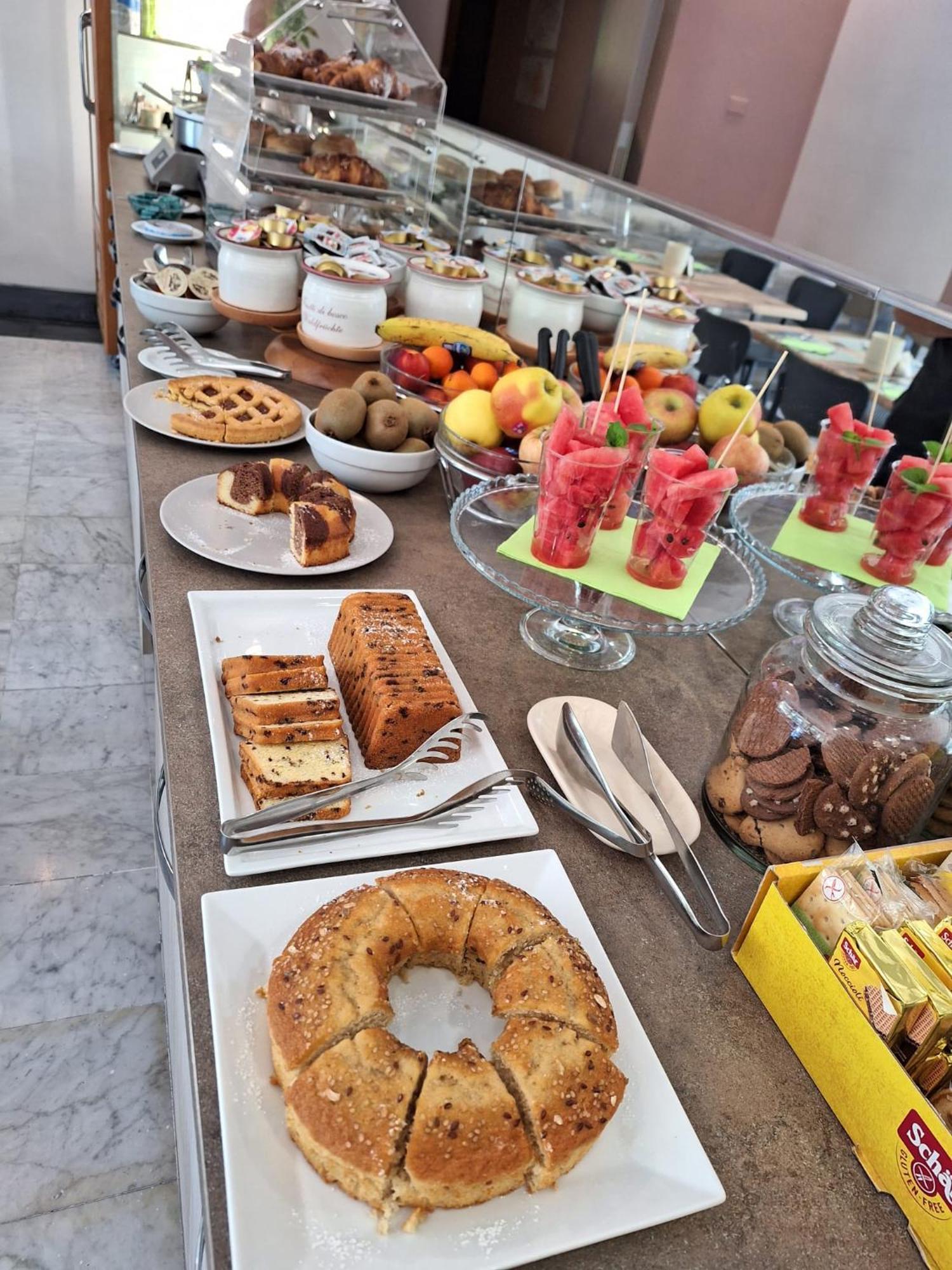 Hotel Tre Ville Parma Eksteriør billede