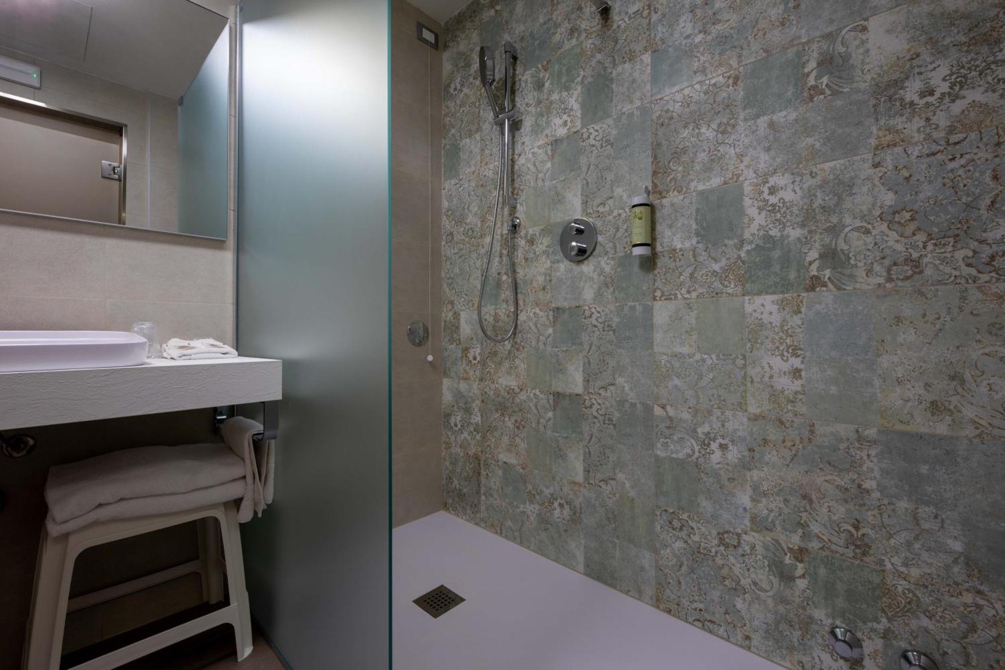 Hotel Tre Ville Parma Eksteriør billede
