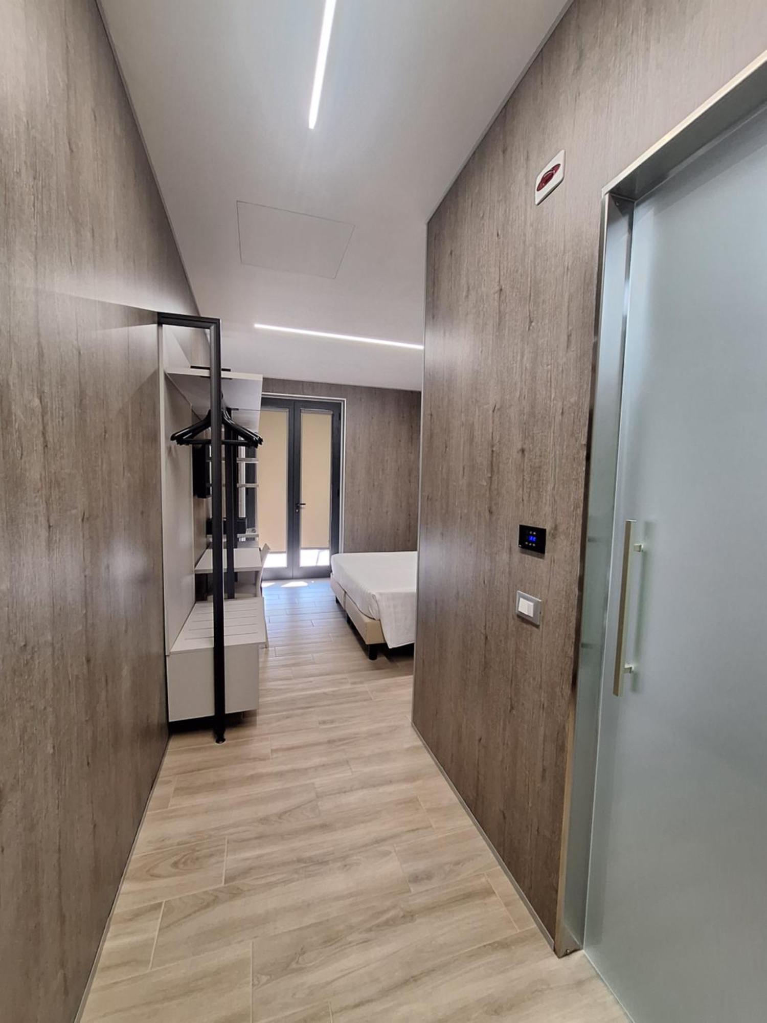 Hotel Tre Ville Parma Eksteriør billede