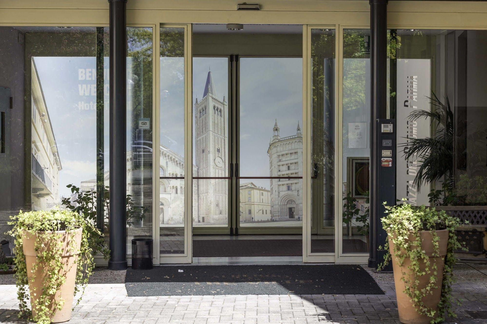 Hotel Tre Ville Parma Eksteriør billede